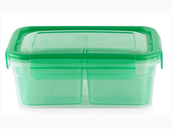 Snapware 4.6 Cup Divided Food Storage Container